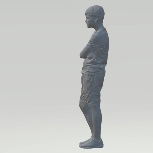 Highly-detailed Figure of a Boy in Shorts 140  ,25mm high from 3dClever Scale 1:76