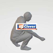 Figure of a of a man bending down/kneeling 128 25 mm tall Scale 1:76