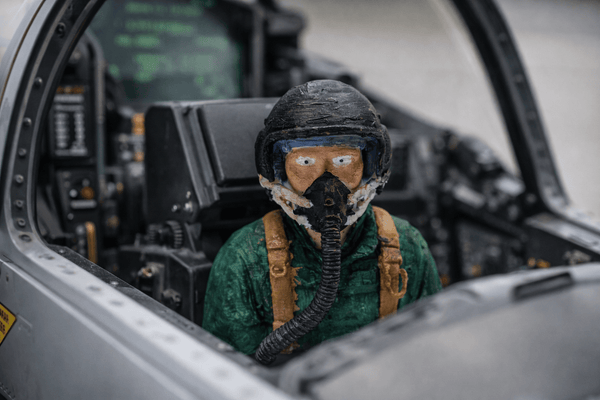 RAF fast jet pilot figure Scale 1/5 112mm tall