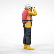 Highly-detailed Model Figure of Crew Lookout with Binoculars 34 (35mm) 0 Gauge Scale 1:48