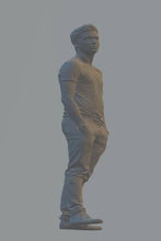Figure of a of a Casual Man 02 70 mm tall Scale 1:24