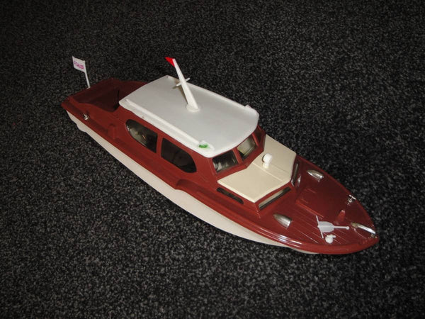 Basic Derwent Cabin Cruiser Flag Pole