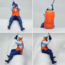 Railway worker Digging 350 0 Gauge 35mm Scale 1.48