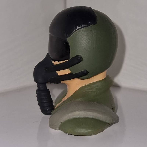 Figure of a Jet Fighter Pilot- visor (35mm high) from 3dclever Scale 1:18