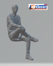 Highly-detailed Figure of a Man Crossed Legged 24 O Gauge 30mm high from 3dClever Scale 1:48