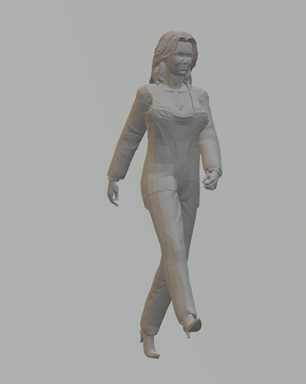 Model of a Figure  Women Walking 10 (35 mm) 0 Gauge Scale 1:48