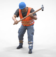 Railway worker with Pick Axe  352 00/H0 Gauge 25mm Scale 1.76