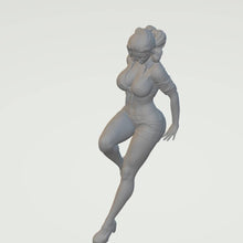 Highly-detailed Figure of a Women in Shorts 141  ,70mm high from 3dClever Scale 1:24